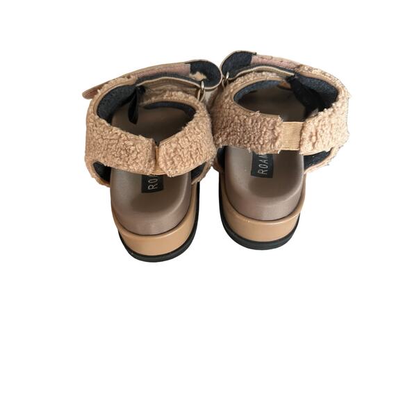 ROAM Velcro Fuzzy Stack Platform Beige Faux Shearling - SZ 11 - Picture 11 of 11